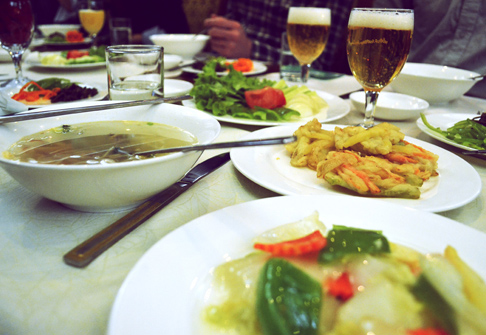 food-rainbow-restaurant-dinner