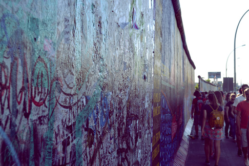 2-berlin-wall